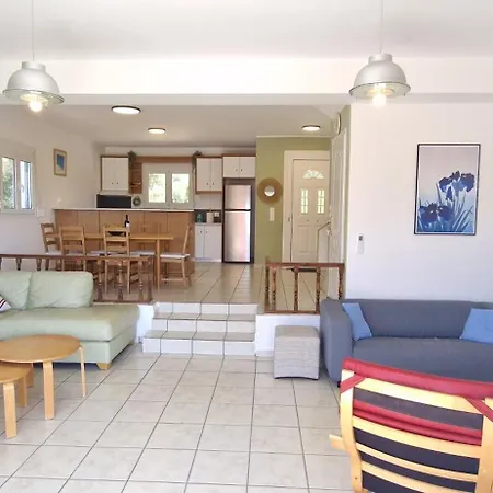 Aquarius Kefalonia Villa