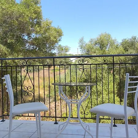 Aquarius Kefalonia Pesádha