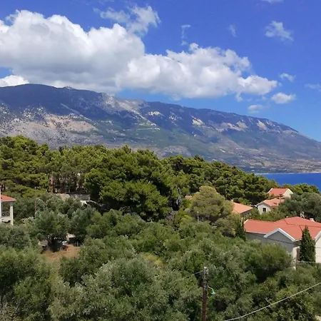 Aquarius Kefalonia Pesadha