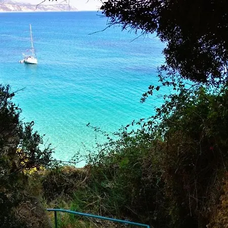 Aquarius Kefalonia * Pesádha